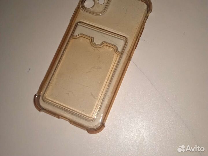 Чехол на iPhone 11