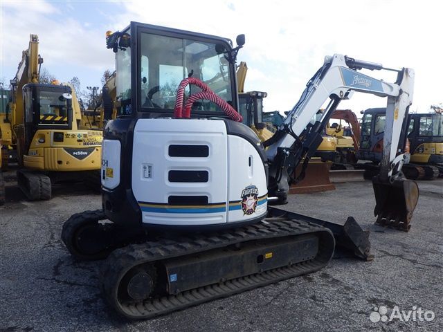 Мини-экскаватор Hitachi ZX40U-3, 2021