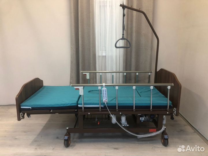 Медицинская электрическая кровать MET Revel NEW