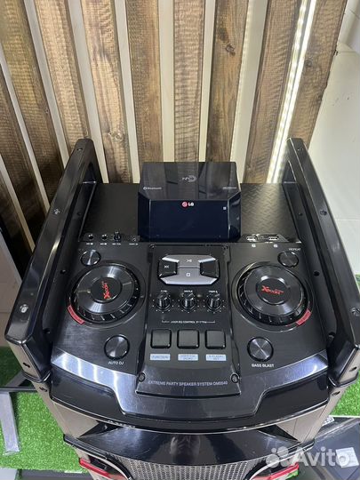 Колонка музыкальный центр lg om5540