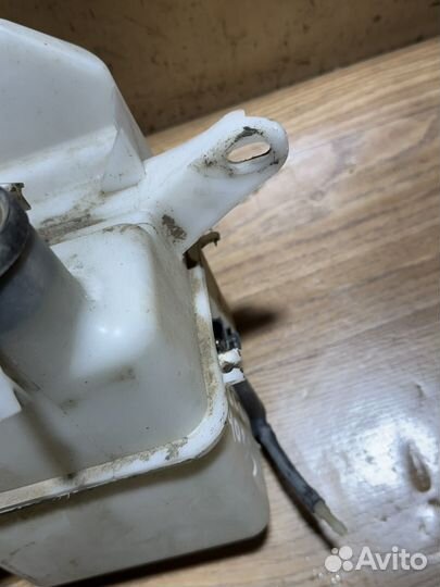 Бачок омывателя geely emgrand ec7