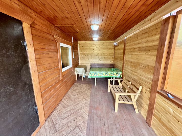 Дом 37,6 м² на участке 7,9 сот.