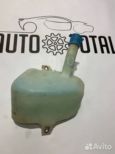 Бачок стеклоомывателя с мотором в сборе Fiat Albea