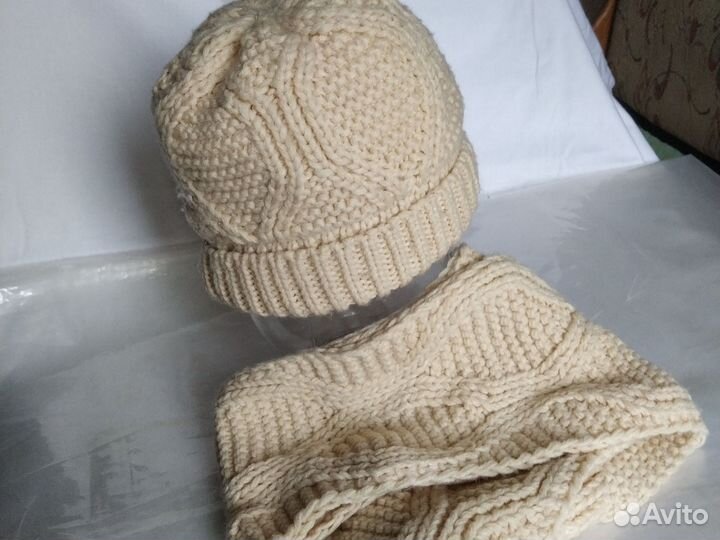 Шапки зимние женские