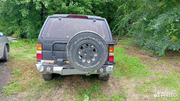 Nissan Terrano, 1993