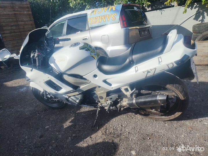 Кавасаки ззр 400