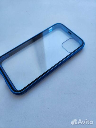 Чехол на iPhone 11
