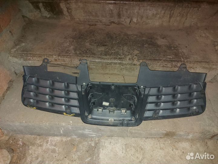 Решетка радиатора nissan qashqai j10