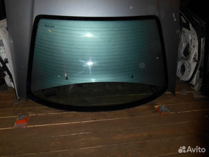 Заднее стекло Audi 100 A6 C4 с обогревом кузов 45