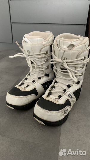 Сноуборд с ботинками 155