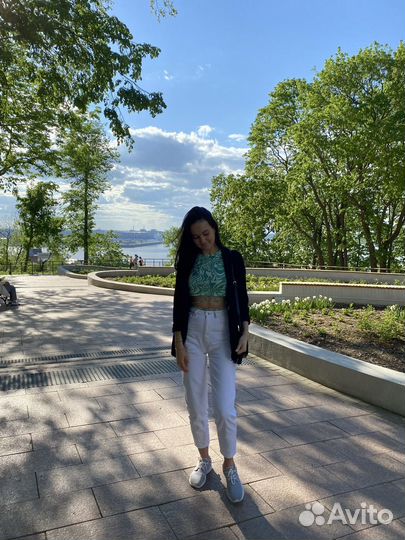 Джинсы mom белые