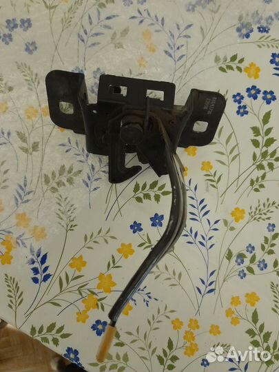 Замок капота chevrolet Equinox
