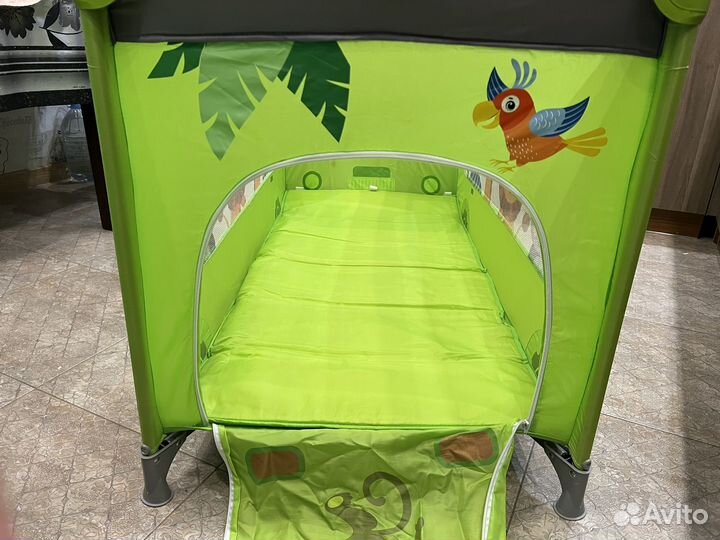 Манеж детский складной