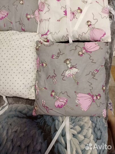 Подушки бортики в детскую кроватку