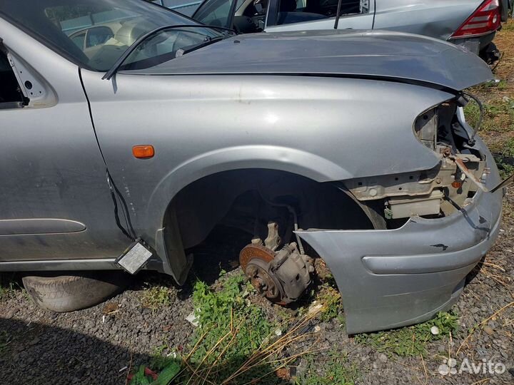 Крыло переднее правое nissan sunny N16