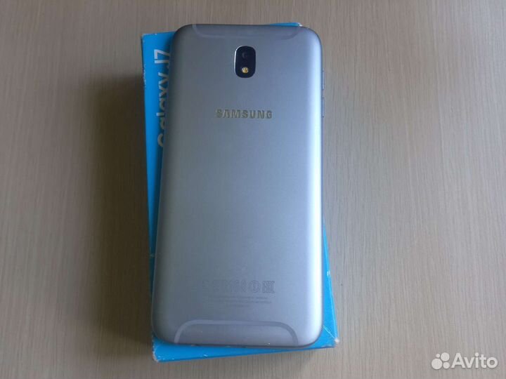 Samsung J7 2017 на запчасти