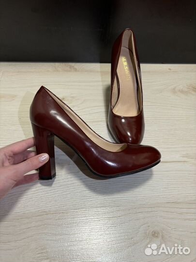 Туфли женские 39 размер