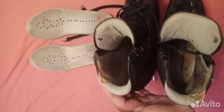 Продам коньки