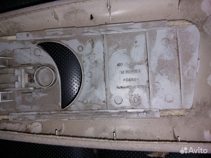 Накладка центральной стойки Volkswagen Passat B5