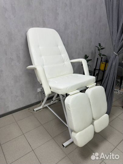 Педикюрное кресло