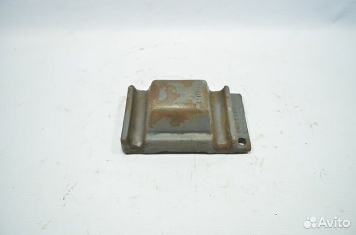 Регулировочный клин рессоры, переднего моста, правый volvo FM12 (01.98-12.05)