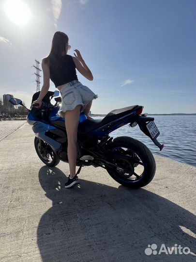 Kawasaki ninja 400 R