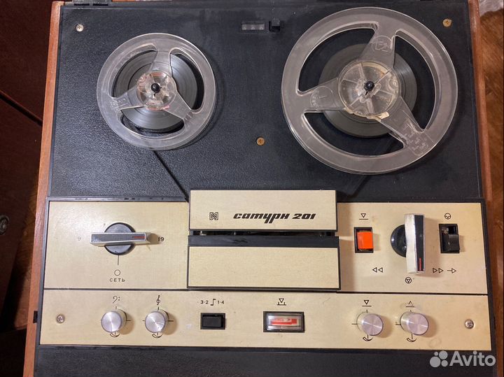 Катушечный магнитофон Сатурн 201 СССР
