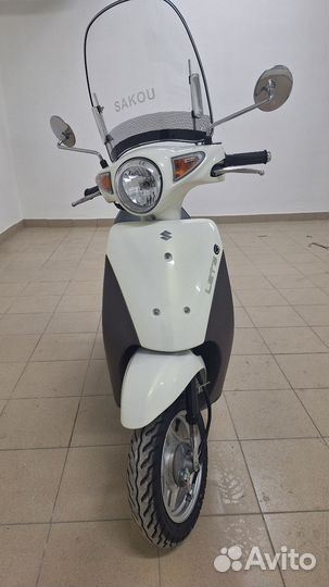 Продам скутер Suzuki Let.s