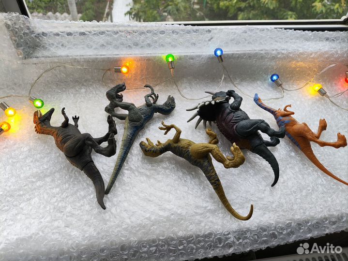 Динозавры jurassic world