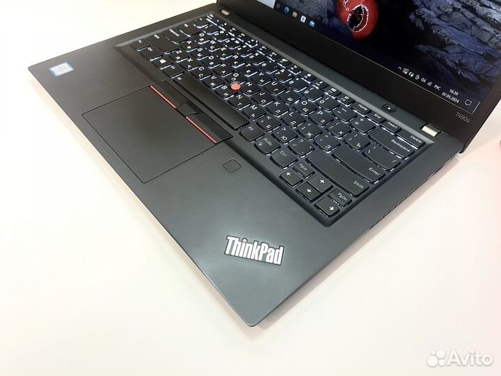 ThinkPad T490S i5-8350U 16GB 256GB