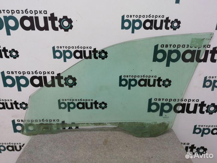 Стекло передней правой двери BMW 5 серия Е39