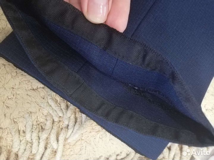 Школьный костюм