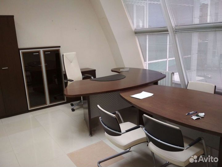 Продам мебель бу. Кабинет руководителя