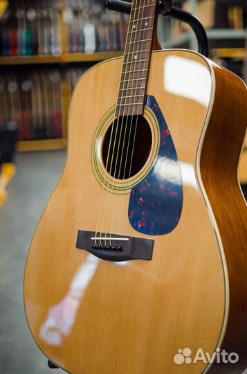 Yamaha F370 акустическая гитара
