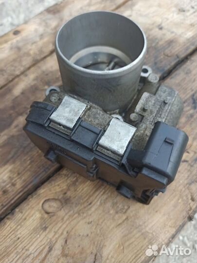 Дроссельная заслонка Skoda Rapid