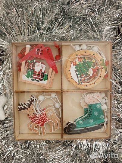 Набор деревянных елочных украшений