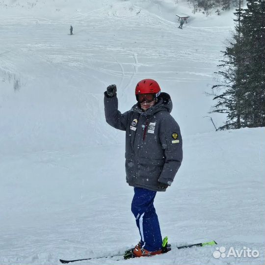 Инструктор Горные лыжи / Сноуборд