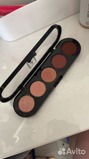 Палетка теней make up atelier