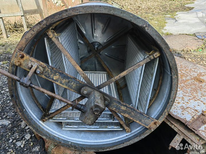 Медогонка 4 рамочная бу