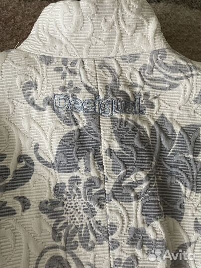 Desigual пальто 42/44