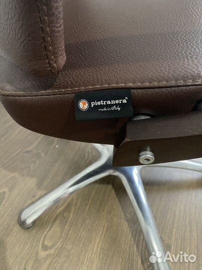 Парикмахерское кресло Pietranera премиум