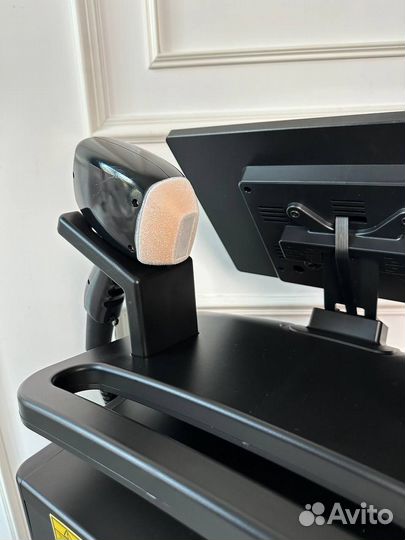 Soprano Titanium 1200w black с 1 манипулой с обучением