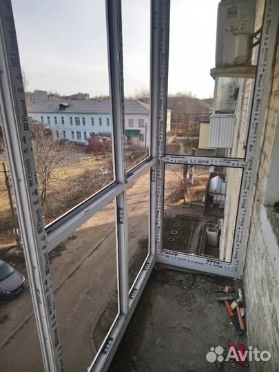 Остекление и отделка балкона