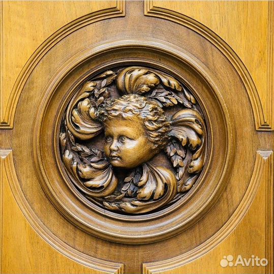 Комод антикварный с зеркалом