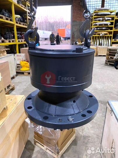 Редуктор поворота Hitachi EX200LC-5HHE 9148922