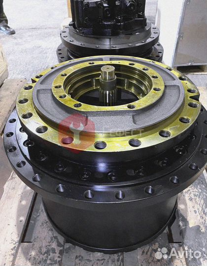 Бортовой редуктор Doosan S420LC-V 401-00005A