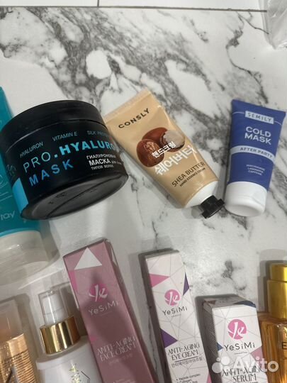 Набор косметики пакетом уход за телом и волосами