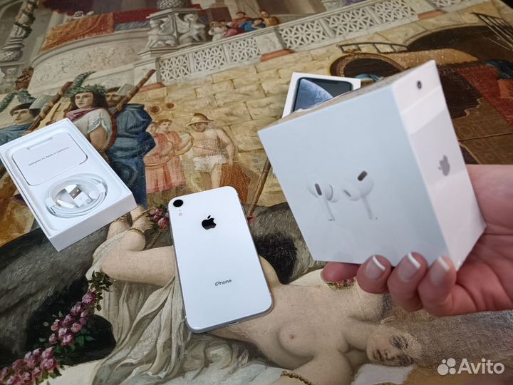 iPhone Xr, 128 ГБ