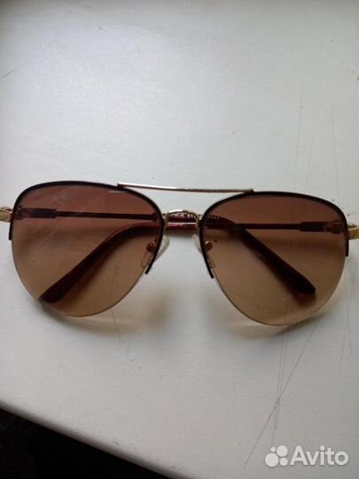 Солнцезащитные очки