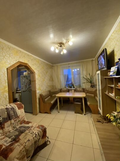 3-к. квартира, 95 м², 4/9 эт.